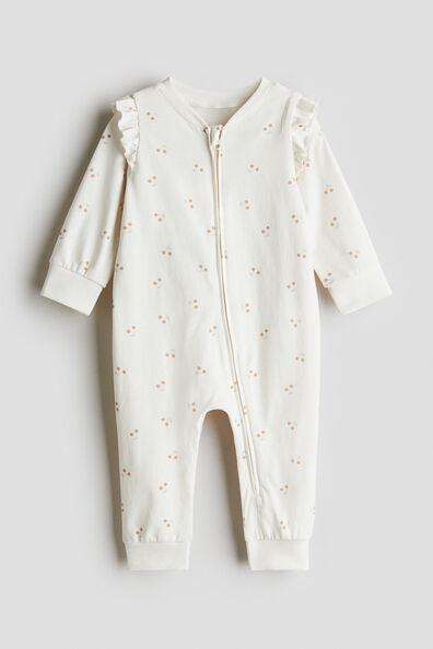 Patterned sleepsuit