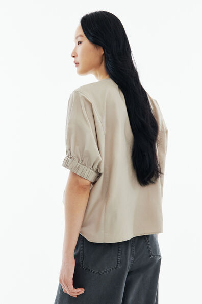 Бежевый