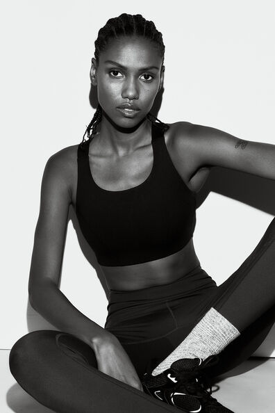 High Support Sports bra in DryMove™