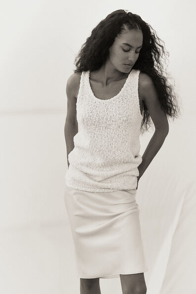 Knee-length skirt