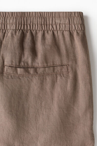 Бежевый