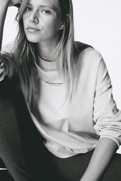 Pyjama top and leggings