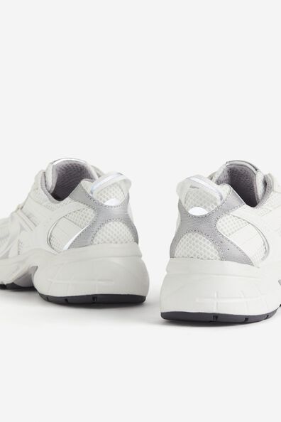 Chunky trainers