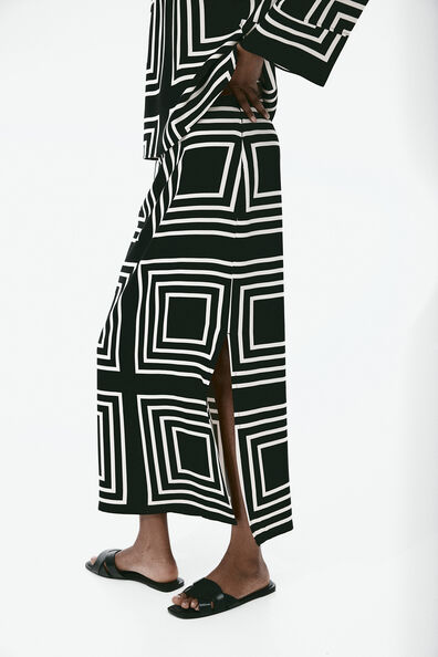 Pencil skirt