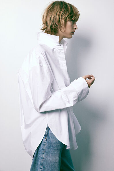 Oversized poplin shirt