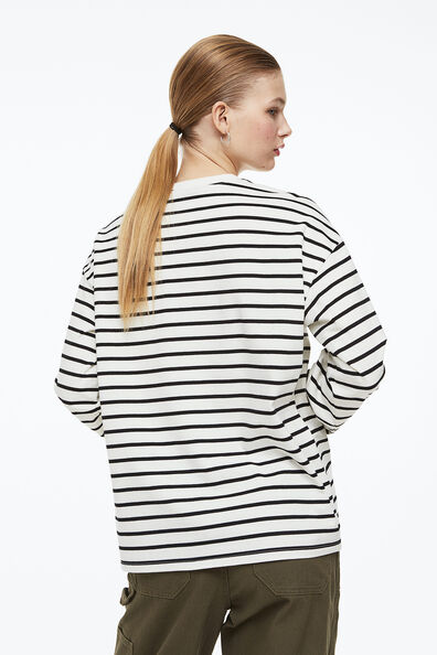 Long-sleeved jersey top