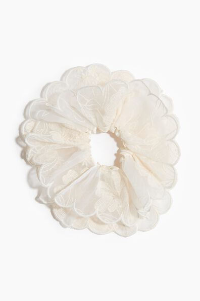 Embroidered scrunchie