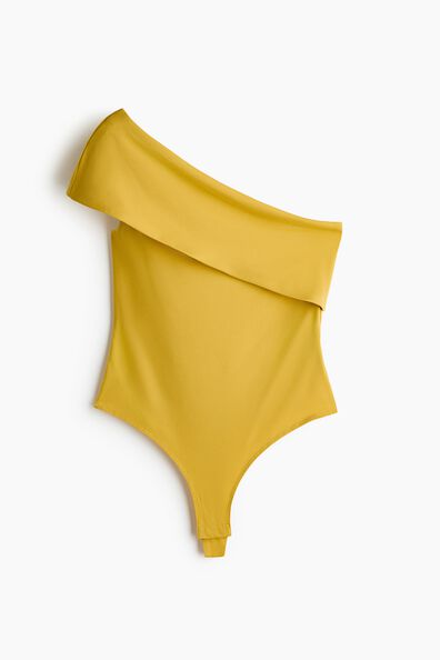 One-shoulder body