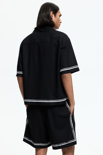 Чёрный