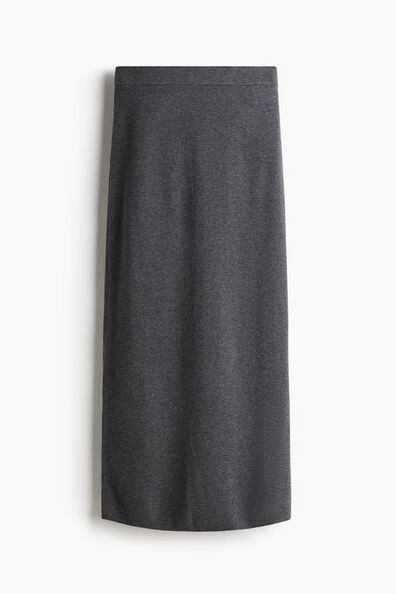 Fine-knit tube skirt