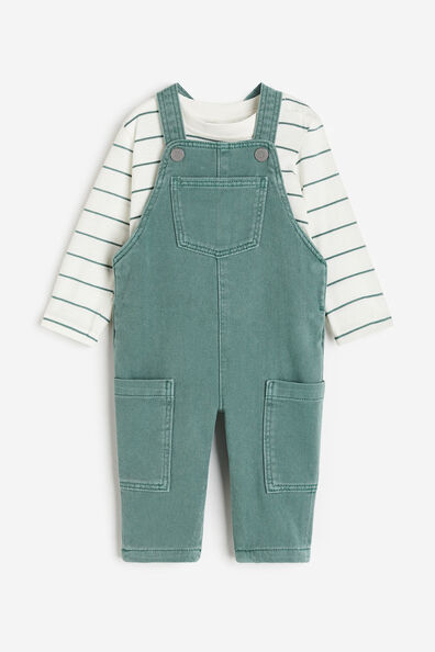 2-piece top and dungaree set