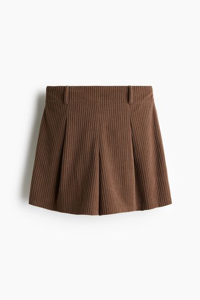 Pleated skort