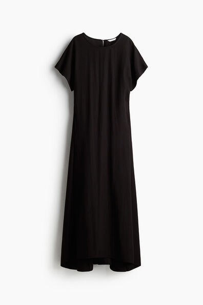Butterfly-sleeved dress