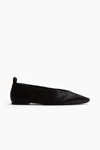Leather ballet pumps