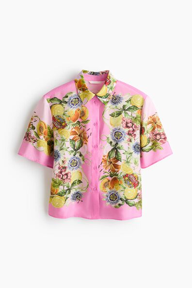 Oversized printed shirt