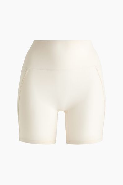Pocket biker shorts with SoftMove™