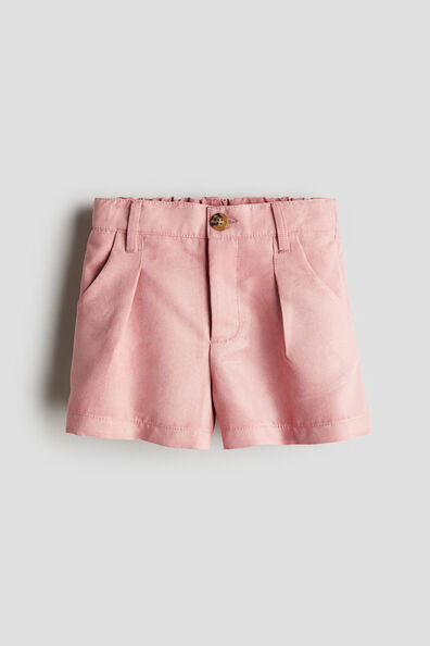 Pleated shorts