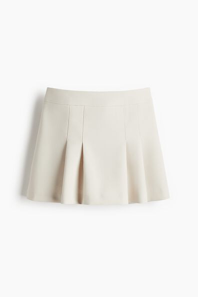 Pleated skort