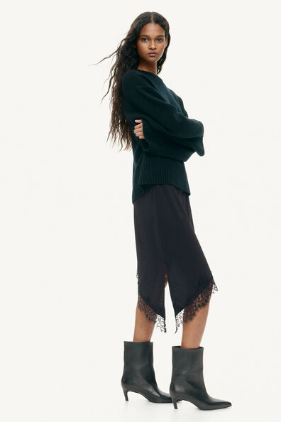 Чёрный