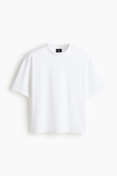 Loose Fit Boxy-style T-shirt