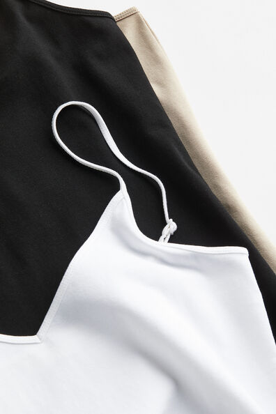3-pack strappy dresses