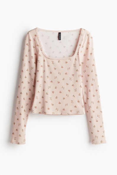 Picot-trimmed cotton top