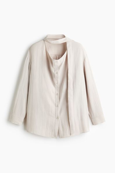 Tie-collar blouse