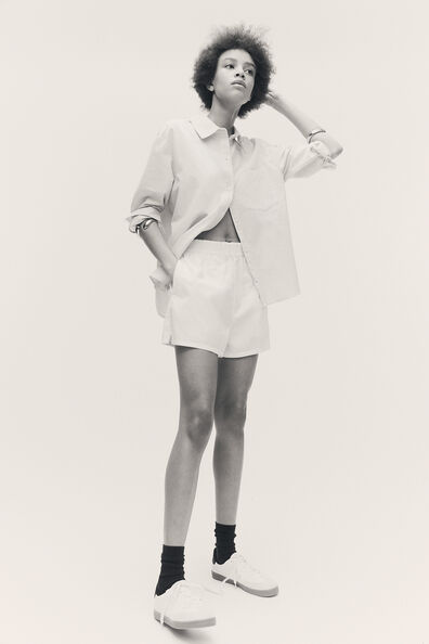Cotton pull-on shorts
