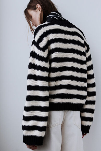 Boxy-style jumper