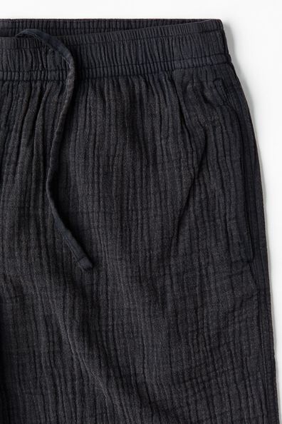 Чёрный