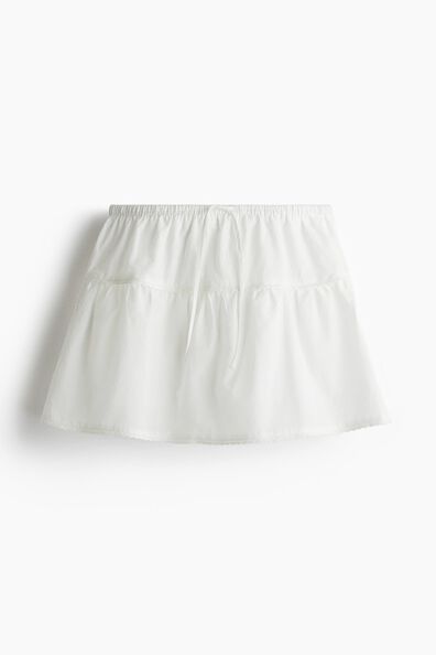 Lace-trimmed cotton skort