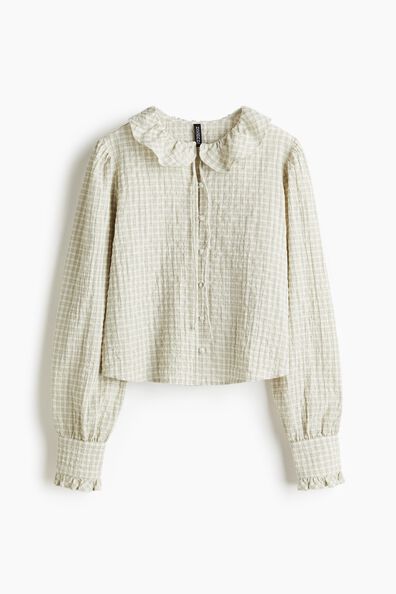 Frill-collared blouse