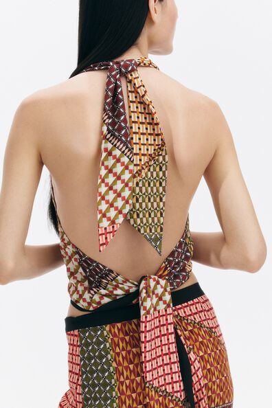 Красный
