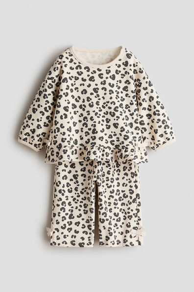 2-piece top and trousers set