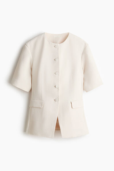 Short-sleeved blazer