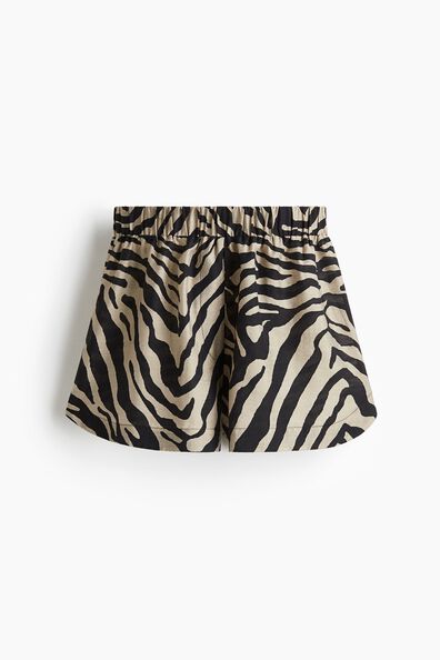 Pull-on shorts