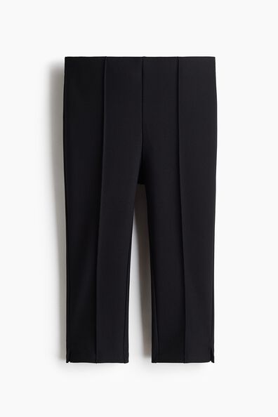 Crease-leg Capri leggings