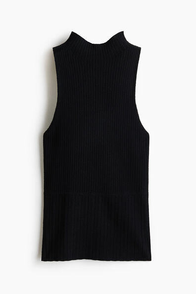 Rib-knit turtleneck top