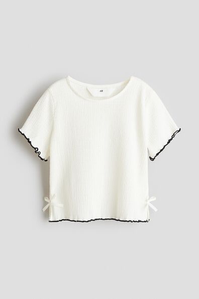 Bow-detail top