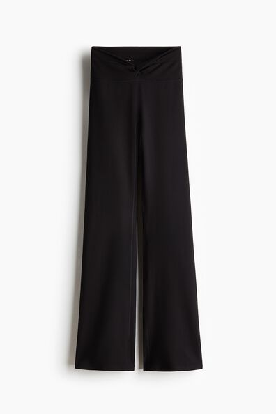 Flared yoga leggings with SoftMove™