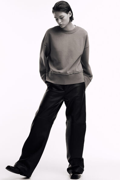 Oversized sweatshirt