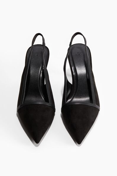 Pointed slingbacks