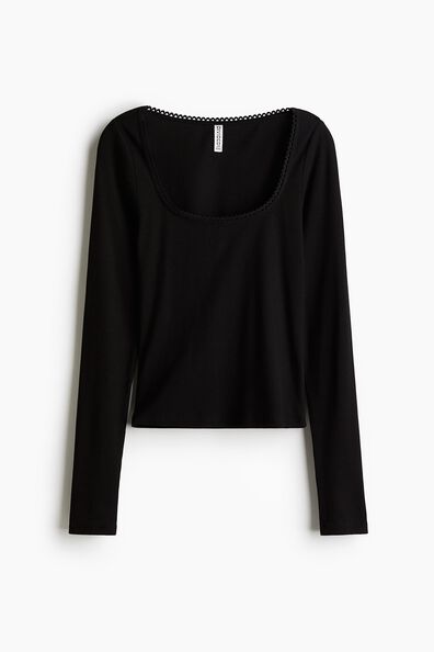 Picot-trimmed cotton top