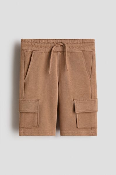Sweatshirt cargo shorts