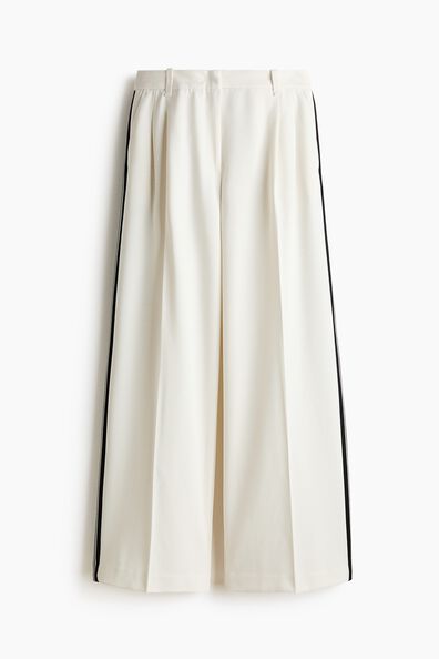 Wide tailored trousers