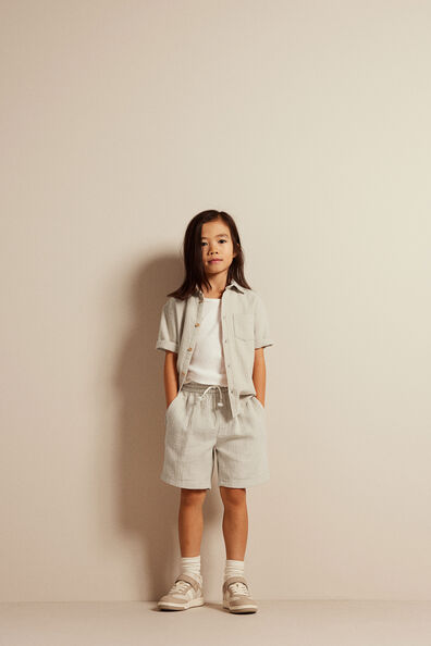 Crinkled cotton shorts