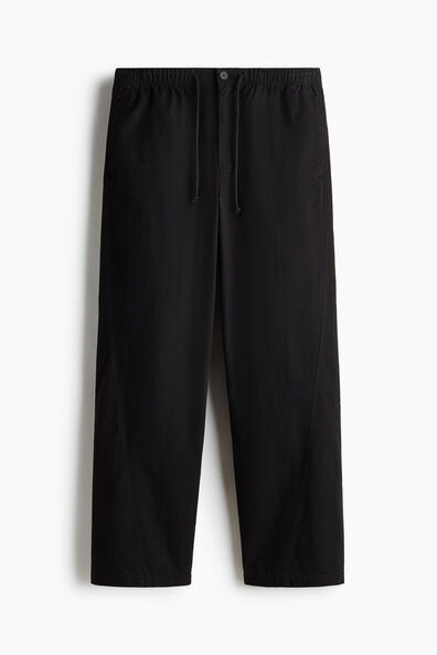 Relaxed Fit Twisted trousers