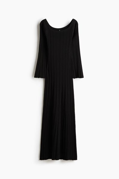 Ribbed off-the-shoulder dress