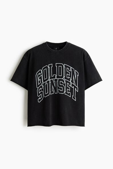 Oversized Fit Boxy-style t-shirt