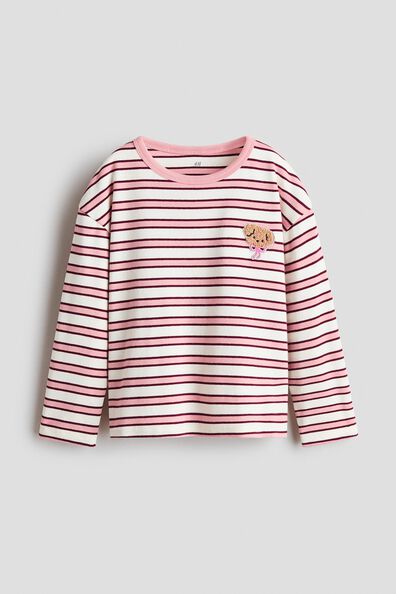 Long-sleeved T-shirt
